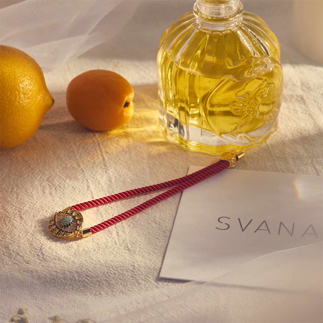 Pulsera de protección de hilo rojo contra el mal de ojo