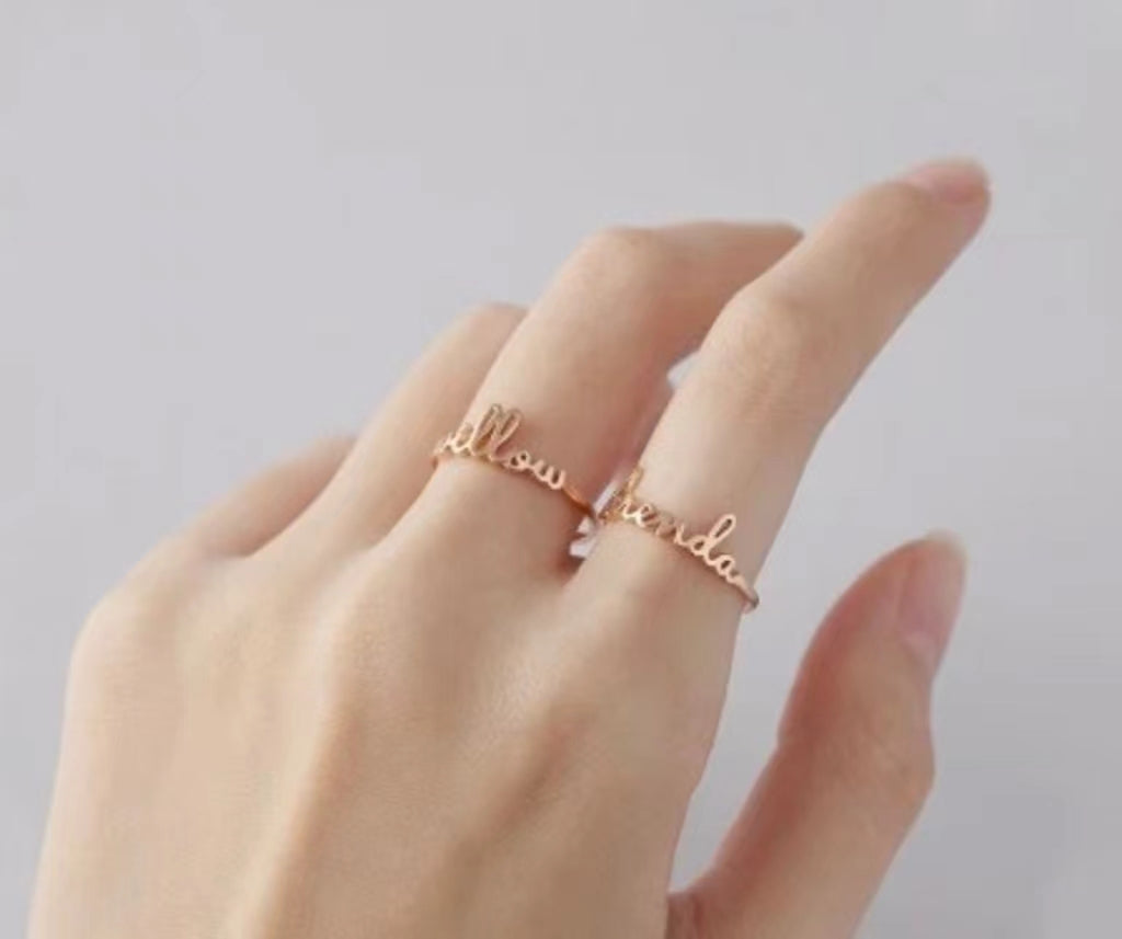 Anillo con nombre apilable - Charlotte Font