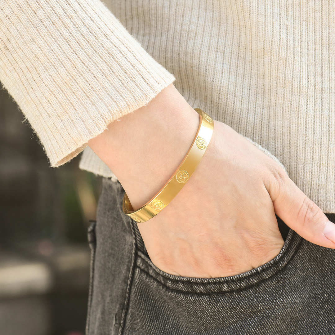 Para mi hija, siempre estaré contigo Pulsera tallada Om