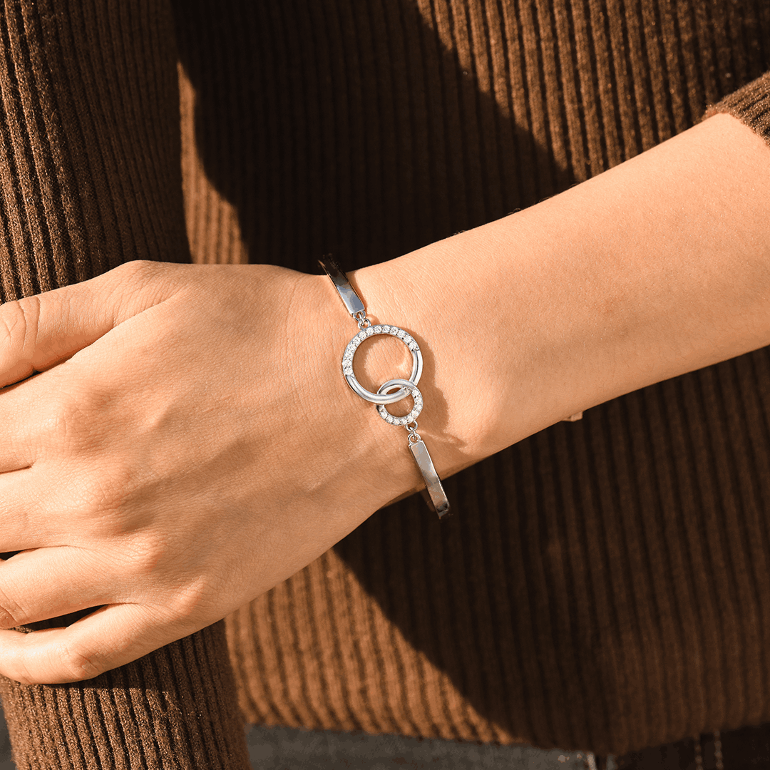 Para mi hija, la vida es una pulsera circular