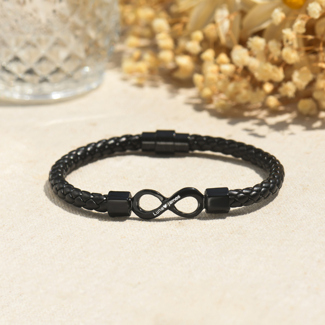 An meinen Seelenverwandten, personalisiertes Infinity-Lederarmband mit zwei Namen