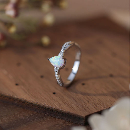 Teardrop-shaped White Opal Ring in S925 Sterling Silver Design