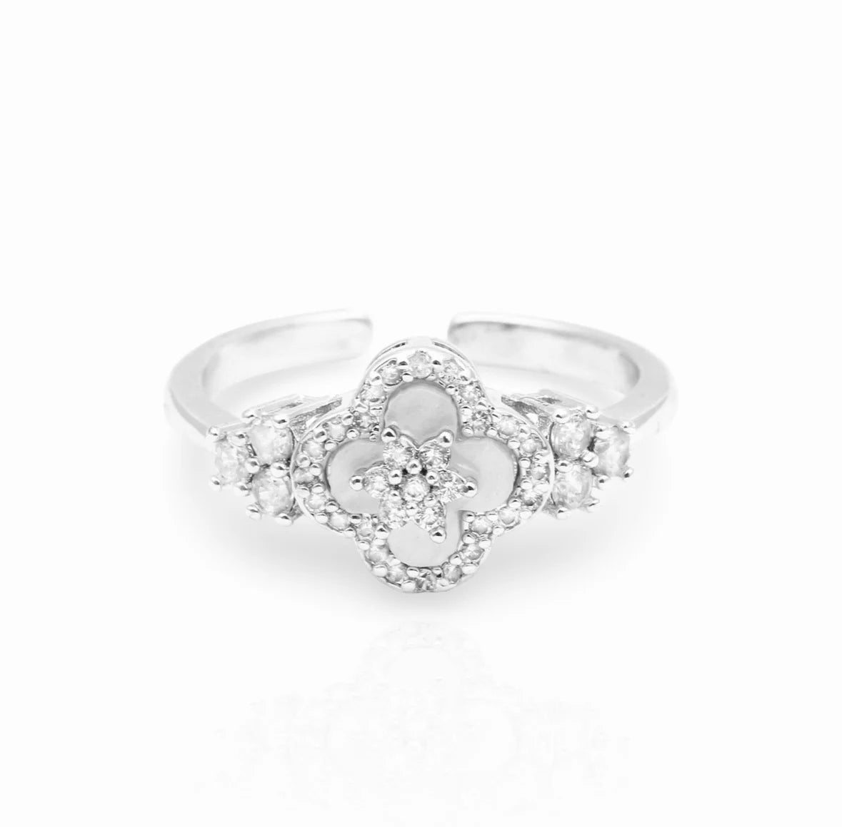 Sakura Silver Bloom Diamond Set