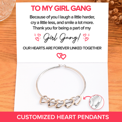 Pulsera con colgantes de corazón personalizada de To My Girl Gang