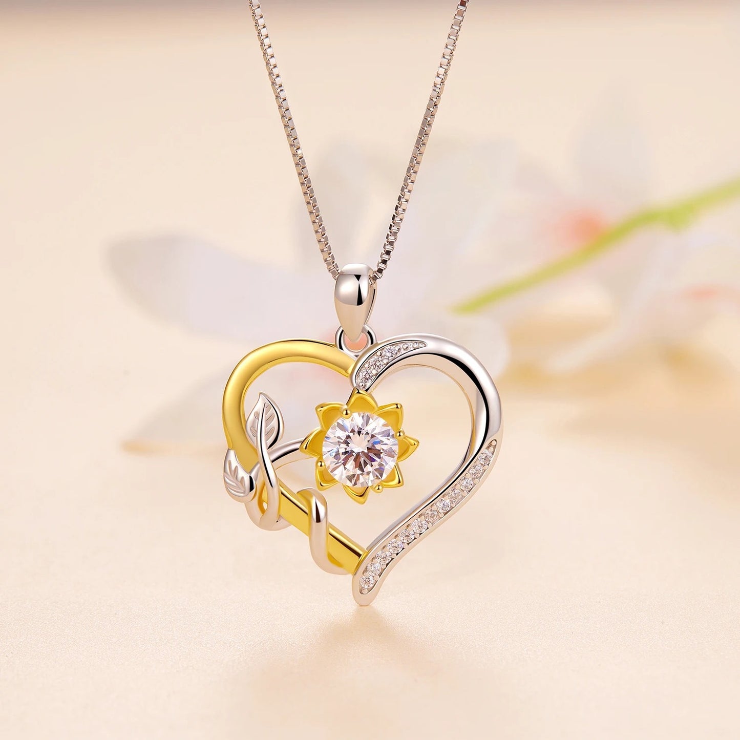 Elegant Heart Flower S925 Necklace
