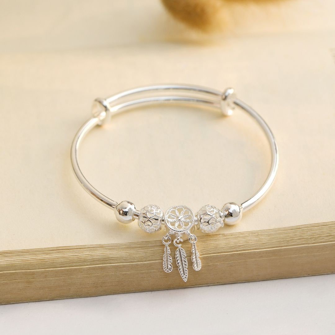 To My Granddaughter, I Love You Dreamcatcher Bangle