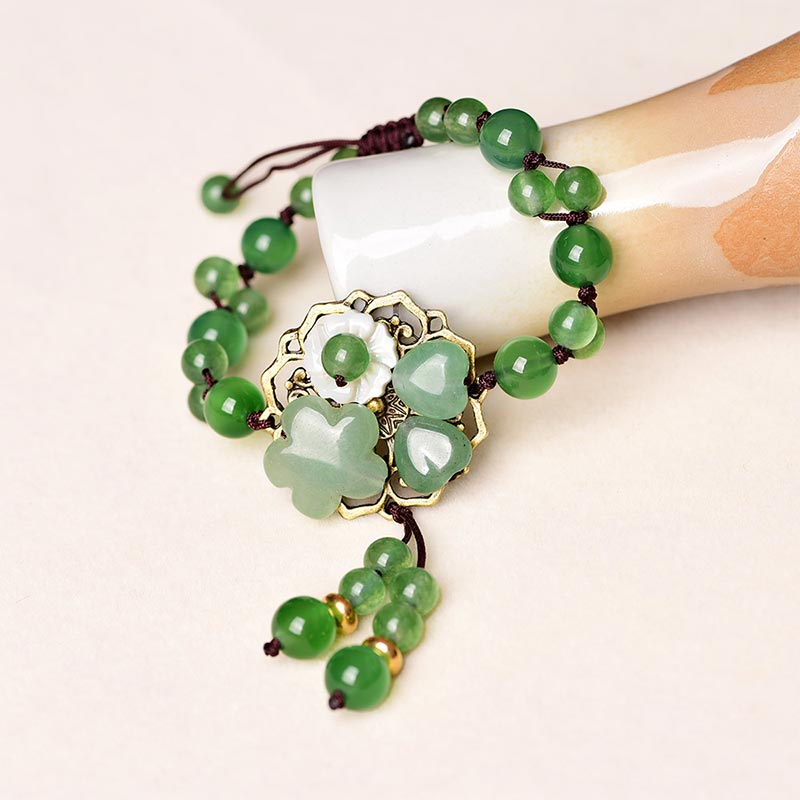 Pulsera de flores colgantes de la suerte de jade verde natural