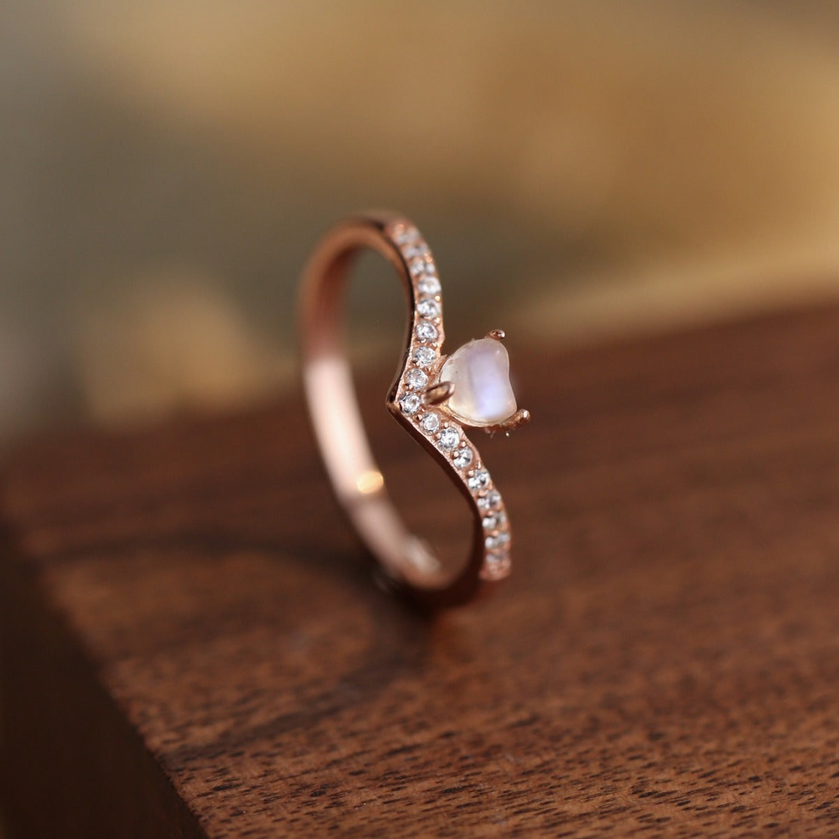 Moonstone Ring in Inverted V Style S925 Silver Heart Design