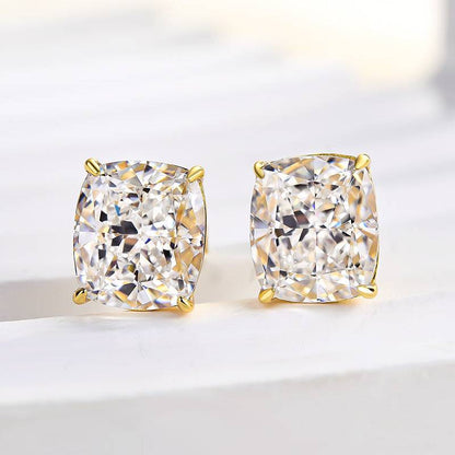2.0Ct Classic Cushion Cut Women's Stud Earrings In 18K Gold